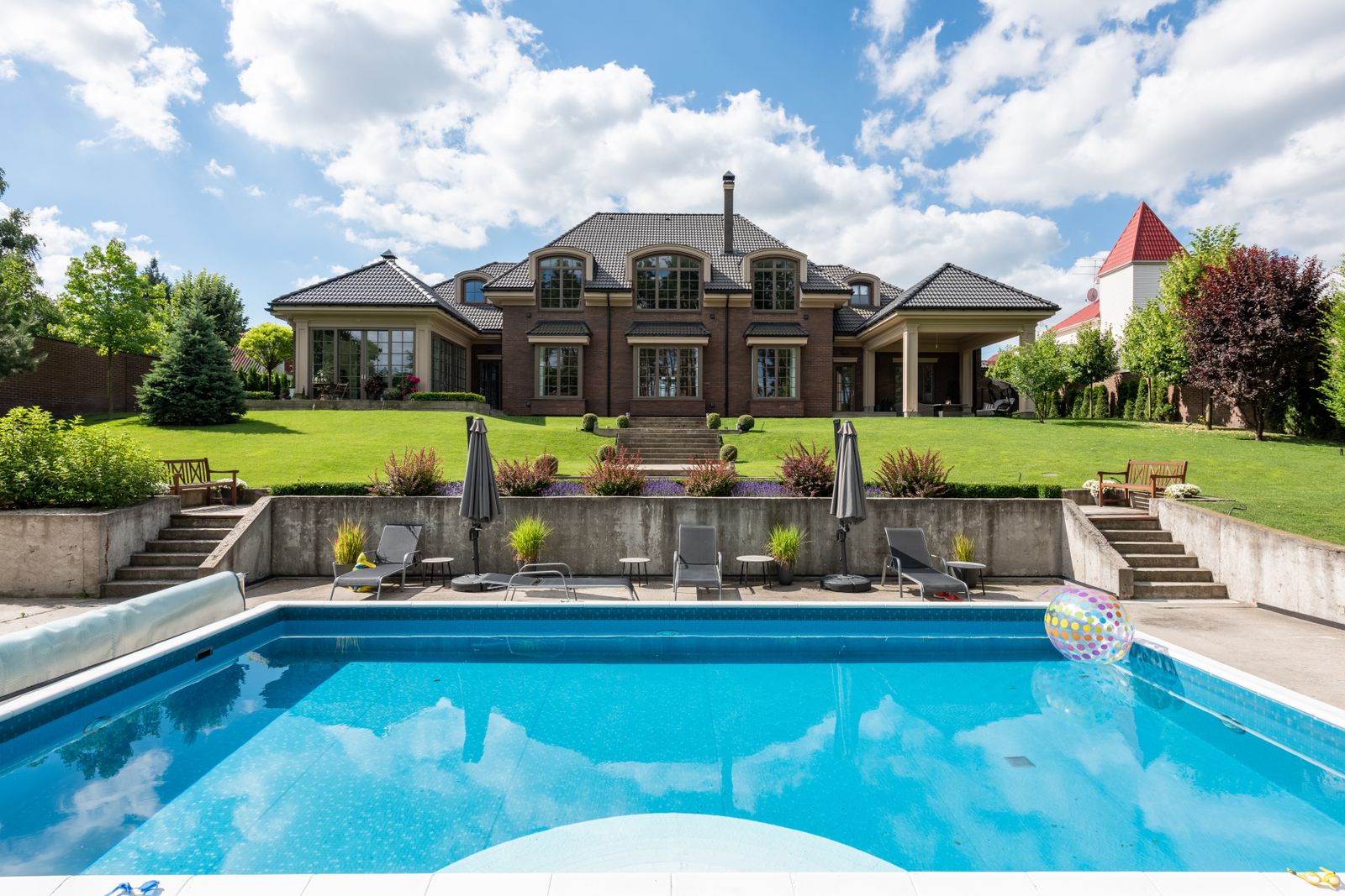 Contemporary Pool Renovation – [City]